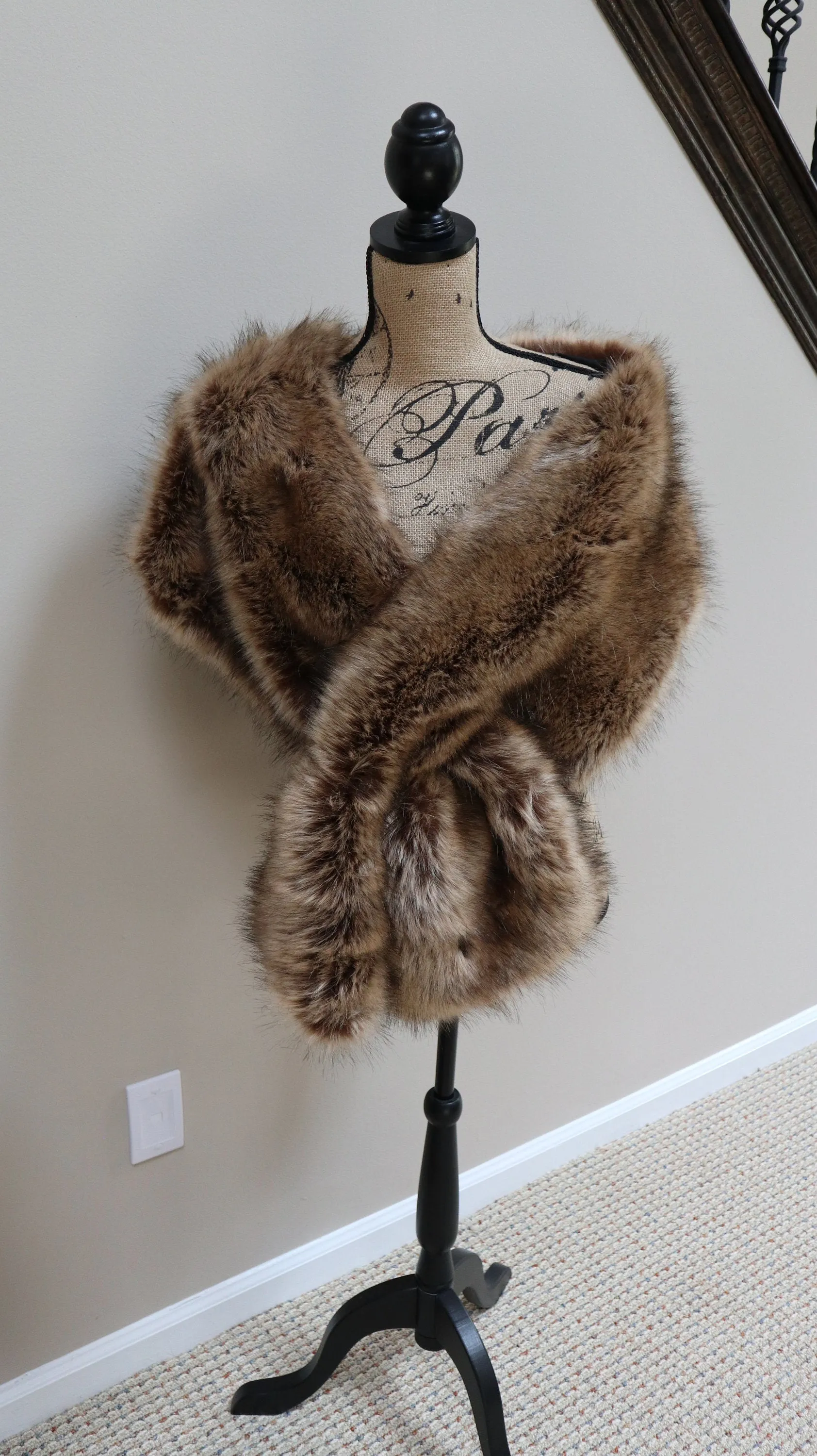 Faux Fur Bridal Scarf Wedding Bolero Bridal Cape Bridal Wrap Bridal Shrug Faux Fur Wrap Wedding cape Winter Bridal Scarf Wedding Shawl
