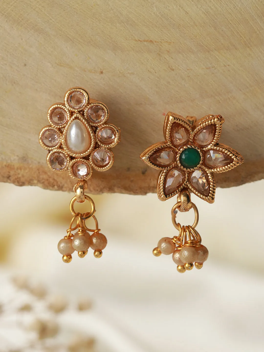 Gold-Plated Green & White Kundan Studded Floral Clip-On Nosepin