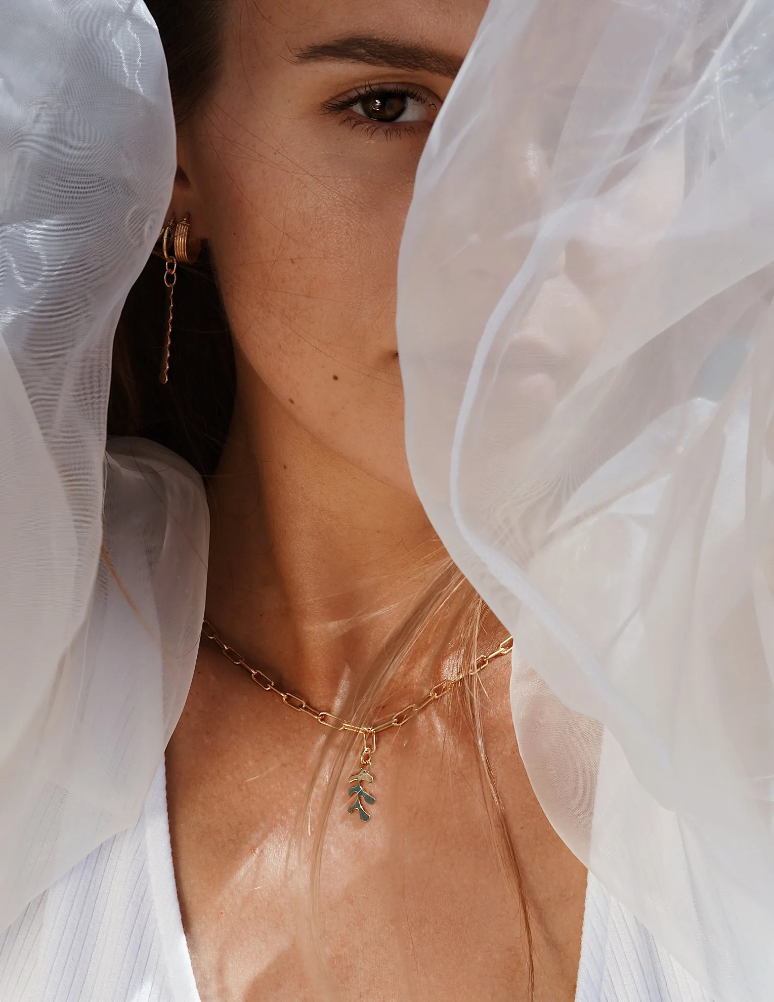 Iris Hoop earrings <br>Gold Vermeil