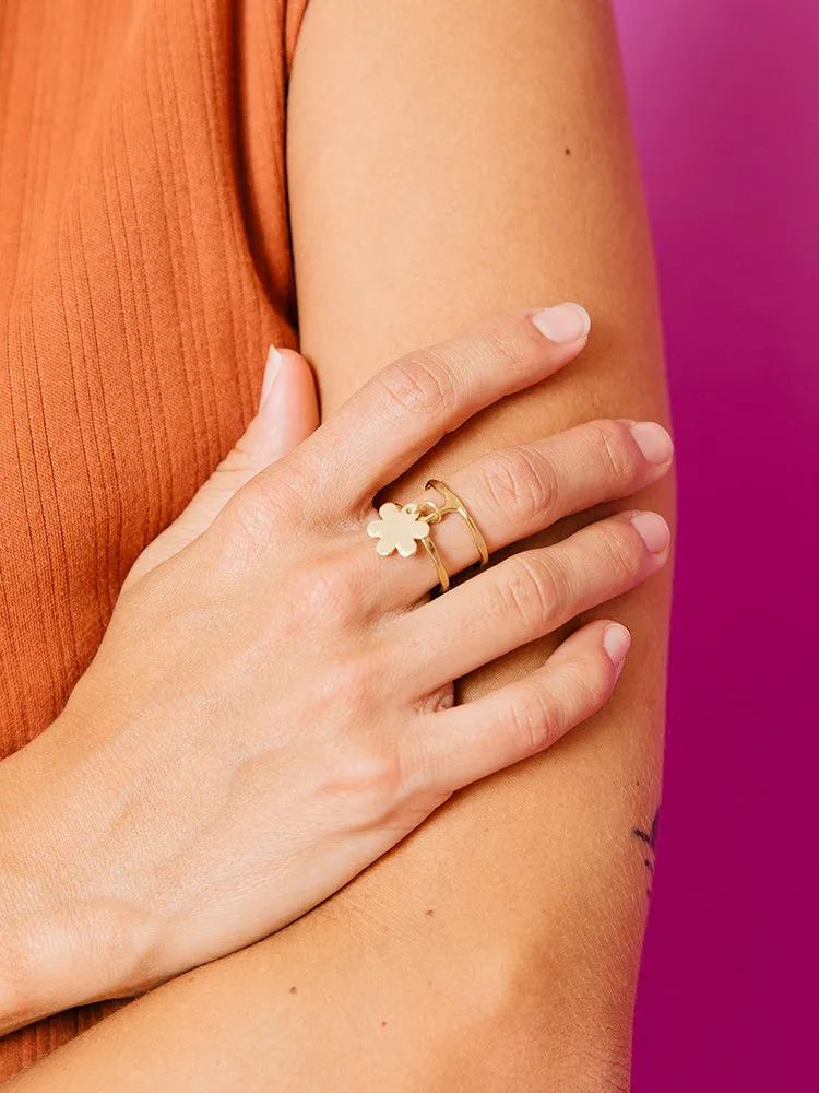 Petite Flower Charm Ring - Gold